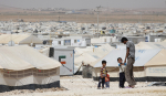 Zaatarin pakolaisleirin telttoja ja ihmisiä