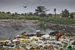 Jätteenkerääjiä Keniassa