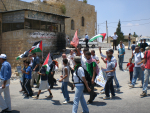 Mielenosoituskulkue Nabi Saleh'ssa Palestiinalaisalueella vuonna 2010