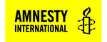 Logo, jossa keltaisella pohjalla musta kynttilä, jonka ympärillä piikkilanka ja teksti "Amnesty International".